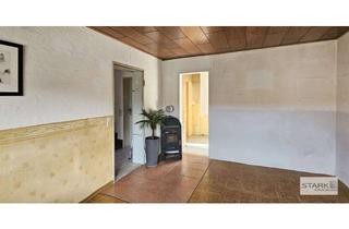 Doppelhaushälfte kaufen in 97990 Weikersheim, Doppelhaushälfte mit Aussicht, Garten & Garage – ein Eigenheim für Anpacker!