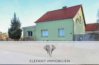 Haus kaufen in 15837 Baruth, Dreiseithof mit Scheunen | ca. 146 m² Wfl. | 2.736 m² Grundstück | DG mit Potenzial | Sanierungsbed.