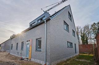 Doppelhaushälfte kaufen in 48432 Rheine, Doppelhaushälfte kurz vor Fertigstellung inkl. Grundstück in Rheine mit Garten