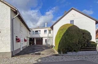 Haus kaufen in 36456 Immelborn, 2 FH mit Doppelgarage und toller Scheune!