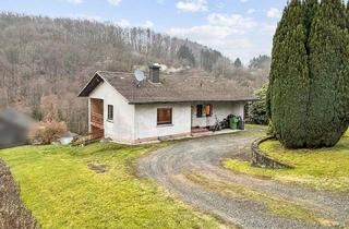 Einfamilienhaus kaufen in 51674 Wiehl, Am Ende einer Sackgasse mit Weitblick: Solides und massives Haus mit Einliegerwohnung in Weiershagen