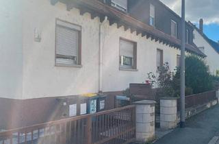 Doppelhaushälfte kaufen in 60437 Frankfurt, Frankfurt am Main - Doppelhaushälfte MFH mit großem Garten