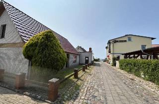 Haus kaufen in 18556 Dranske, Dranske - Altes Kapitänshaus mit Sanierungsbedarf in Wiek auf Rügen
