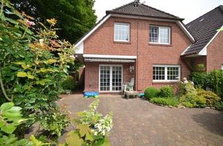 Doppelhaushälfte kaufen in 26131 Oldenburg, Oldenburg - Behagliche Haushälfte mit 121 m² Wohnfläche und einem Carport mit gemauertem Abstellschuppen in Oldenburg Eversten