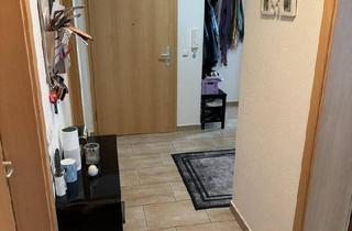 Wohnung kaufen in 85560 Ebersberg, Ebersberg - 4 Zimmerwohnung, Küche , Bad und TG Stellplatz in Ebersberg