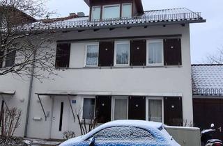 Wohnung kaufen in 85586 Poing, Charmantes 1-Zi.-DG-Appartement mit Dachgaube & durchdachtem Raumkonzept !