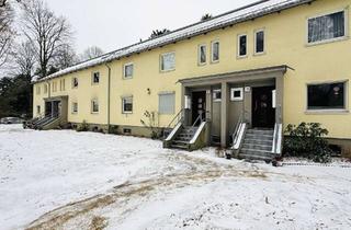 Wohnung kaufen in 22523 Eidelstedt, Attraktive 3-Zimmer-Wohnung mit Süd-/Westbalkon und Gartenanteil
