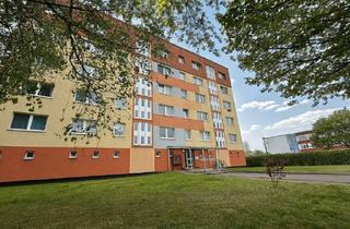 Wohnung kaufen in 17491 Schönwalde II, Freie 3-Zimmer-Eigentumswohnung mit Balkon und Stellplatz