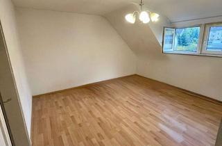 Wohnung kaufen in 70771 Leinfelden-Echterdingen, Helle 3-Zimmer Wohnung im 2. OG mit Balkon in Leinfelden-Echterdingen