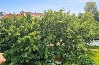 Wohnung kaufen in Reeperbahn 131, 20359 St. Pauli, ULI VOGELER GmbH - VERMIETETE 2-ZIMMERWOHNUNG IM 4. OG MIT SÜDBALKON UND TIEFGARAGENSTELLPLATZ