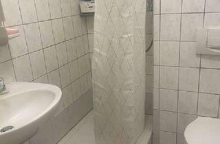 Wohnung kaufen in 78048 Villingen-Schwenningen, Vermietete 1-Zimmer-Dachgeschosswohnung mit Balkon in Villingen zu verkaufen