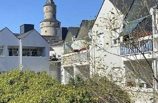 Wohnung mieten in Löhergasse 11b, 65510 Idstein, Sonnige, modernisierte 3‑Zimmer Altstadtwohnung mit Süd- Balkon in Idstein