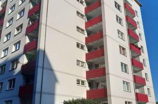 Wohnung mieten in Auf Der Höchte 21, 30823 Garbsen, Erstbezug nach Sanierung: 2 Zi. Wohnung mit Balkon in Garbsen