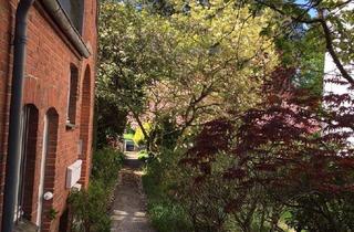 Wohnung mieten in Curtiusstraße 15, 23568 St. Gertrud, 1-Zimmer- Souterrainwohnung in bester Lage