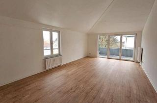 Wohnung mieten in Heinrich-Heine-Straße, 01723 Wilsdruff, neu renoviert, kurzfristig frei: 3-Zi.-Wohnung mit Balkon & TG
