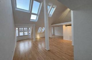 Lofts mieten in 80538 München, Über den Dächern Münchens: helles freundliches Loft für individuelle Bedürfnisse in zentraler Lage