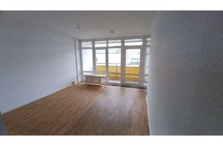 Wohnung mieten in Hobuschgasse, 06844 Innenstadt, 2-Raum Wohnung in zentraler Lage mit Balkon