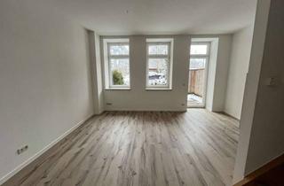 Wohnung mieten in Karl-Liebknecht-Str., 09111 Zentrum, Maisonette-Wohnung mit Fußbodenheizung, Garten und Balkon, Einbauküche auf Wunsch