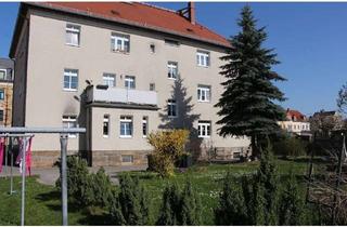 Wohnung mieten in Rudolf-Renner-Straße 17, 01796 Pirna, Geräumige 3-Zimmer-Wohnung mit grünem Hinterhof und Stellplatz