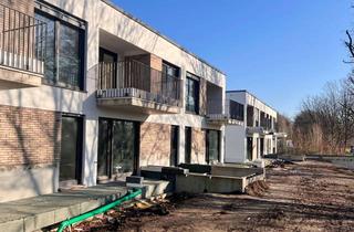 Wohnung mieten in Hedwig-Block-Straße, 32756 Detmold, Exklusives Wohnen auf den WERRETERRASSEN - Gehobene 3-Zimmer-Neubauwohnung als Erstbezug / KFW 40EE