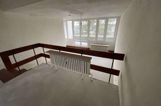 Sozialwohnungen mieten in Schmückertstraße 12, 14165 Zehlendorf, Das Glück hat ein Zuhause: 3-Zimmer-Wohnung (WBS erforderl.)