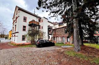 Wohnung mieten in Zwickauer Straße 283, 09116 Schönau, "Teilmöblierte 2-Zimmer-Wohnung mit EBK, Stellplatz und Gartennutzung"