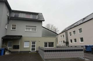 Wohnung mieten in Heymannstraße 41, 51373 Wiesdorf, *Sanierte 3 Zi-Erdgeschosswohnung mit Terrasse in Leverkusen Manfort*