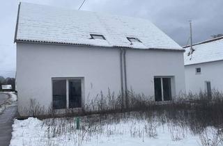 Haus kaufen in 86479 Aichen, RARITÄT! Mach es zu deinem Projekt - Zwei Haushälften ein Preis!