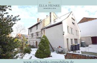 Einfamilienhaus kaufen in 39397 Gröningen, Solides Einfamilienhaus zum Sanieren mit 5 Zimmern, 2 Bädern + Garage.