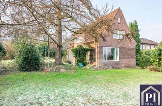 Haus kaufen in 24340 Eckernförde, Denkmalgeschütztes Haus auf großem Grundstück mit Blick auf die Eckernförder Bucht