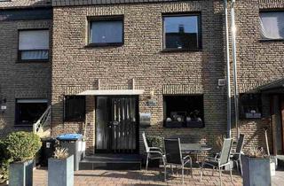 Reihenhaus kaufen in 47441 Moers, Modernes Reihenhaus mit viel Platz und Garage in Moers-Asberg!