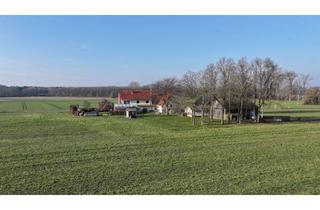 Haus kaufen in 32339 Espelkamp, Großes Landhaus in stadtnaher Alleinlage auf einem ca. 25.894 m² Grundstück...