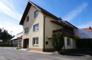 Einfamilienhaus kaufen in 98646 Straufhain, Ideal für Pendler: Einfamilienhaus zwischen Thüringen und Bayern