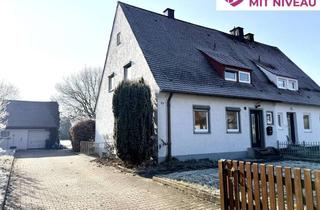 Doppelhaushälfte kaufen in 89415 Lauingen, Attraktive Doppelhaushälfte m. Nebengebäuden auf rund 1100m2 Grundstück in Lauingen!