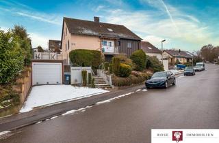 Haus kaufen in 71397 Leutenbach, Freistehendes Ein- bis Zweifamilienhaus in gefragter Lage mit schönem Garten, Terrasse und 3 Garagen