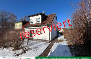 Doppelhaushälfte kaufen in 95615 Marktredwitz, Hochwertige Doppelhaushälfte in familiärer Bestlage