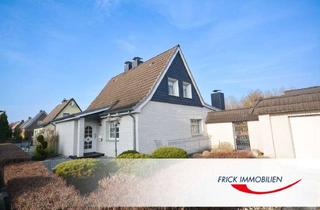 Einfamilienhaus kaufen in 23569 Kücknitz, Modernisiertes Einfamilienhaus mit Garage, Garten und Teilkeller