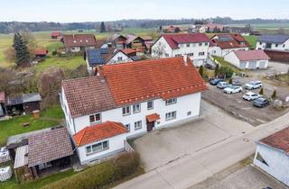 Haus kaufen in 88339 Bad Waldsee, Traumhaftes Zweifamilienhaus in ruhiger Idyllischer Lage von Kümmerazhofen - Bad Walsee