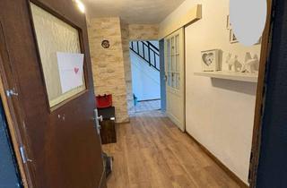 Einfamilienhaus kaufen in 74749 Rosenberg, Geräumiges Einfamilienhaus in ruhiger, begehrter Randlage von Rosenberg.