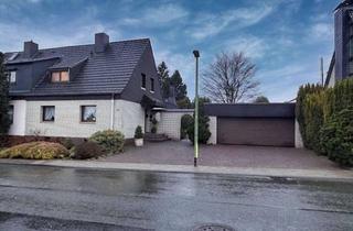 Doppelhaushälfte kaufen in 45327 Katernberg, Doppelhaushälfte mit großzügigem Grundstück, Kamin und Doppelgarage