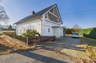 Einfamilienhaus kaufen in 08626 Eichigt, Gepflegtes Einfamilienhaus mit Carport & Wärmepumpe in Eichigt