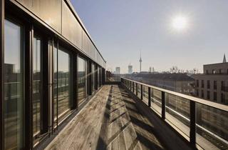 Penthouse kaufen in Schwedter Straße 37, 10435 Prenzlauer Berg, Über den Dächern von Prenzlauer Berg: Penthouse mit Kamin und zwei Terrassen