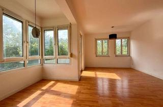 Wohnung kaufen in Beethovenallee 16, 14612 Falkensee, Natur vor der Tür: Helle 2-Zimmer-Wohnung am Falkenhagener See