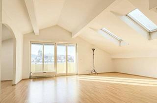 Wohnung kaufen in 82467 Garmisch-Partenkirchen, Außergewöhnliche Dachgeschosswohnung in zentraler Lage mit Bergpanorama