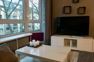 Wohnung kaufen in 50825 Ehrenfeld, Renovierte 2-Zimmer-Wohnung mit Erker in Bestlage von Köln-Braunsfeld
