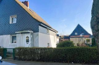 Doppelhaushälfte kaufen in 46145 Osterfeld-West, Doppelhaushälfte mit Garage und Garten