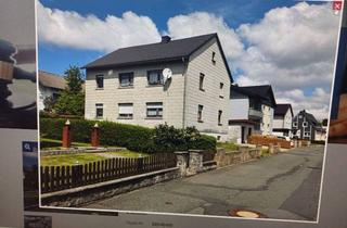 Haus kaufen in Birkenstrasse 24, 96358 Reichenbach, Freistehendes Haus mit 2 Wohnungen und 2 Garagen