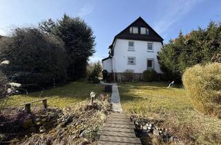 Einfamilienhaus kaufen in 34289 Zierenberg, Alte Mauern, neue Ideen - Einfamilienhaus mit idyllischem Garten
