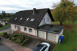 Mehrfamilienhaus kaufen in 37688 Beverungen, Beverungen - Mehrfamilienhaus mit Doppelgarage in Beverungen-Blankenau