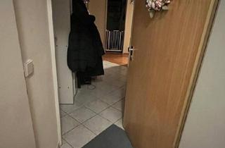 Wohnung kaufen in 71229 Leonberg, Leonberg - Vermietete 2-Zimmer-Wohnung mit Balkon&Stellplatz in Leo-Eltingen